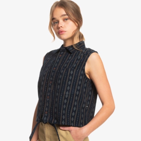 ☀️QUIKSILVER Sunshine Coast Top ☀️ - Picture 3 of 5